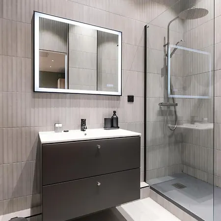 Appartamento Charming 1br Air-conditioned - Close To Trocadéro Parigi