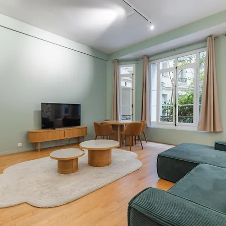 Charming 1br Air-conditioned - Close To Trocadéro