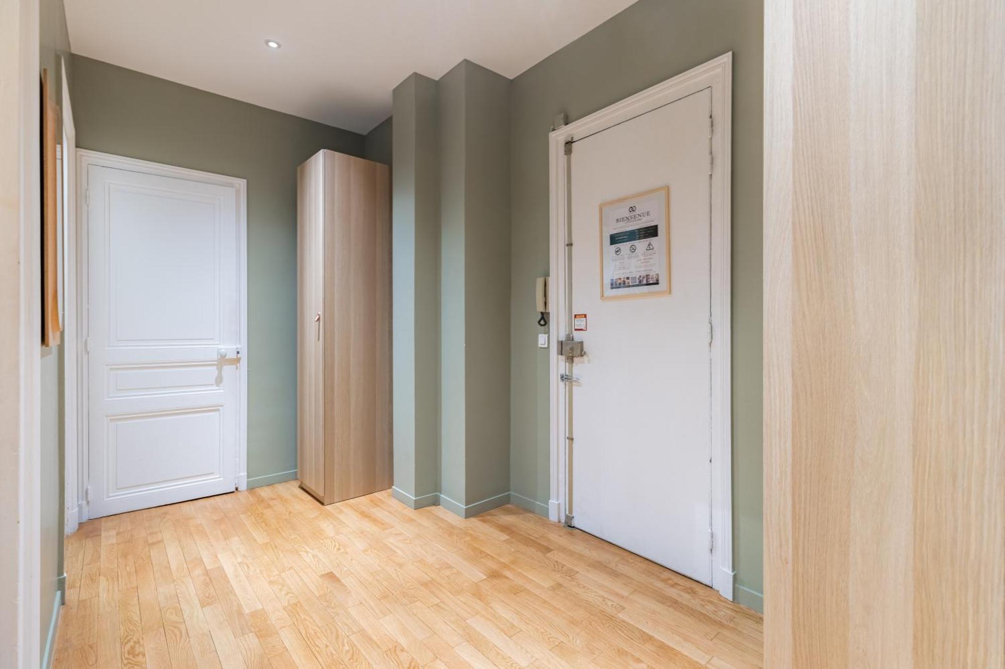 Appartamento Charming 1br Air-conditioned - Close To Trocadéro